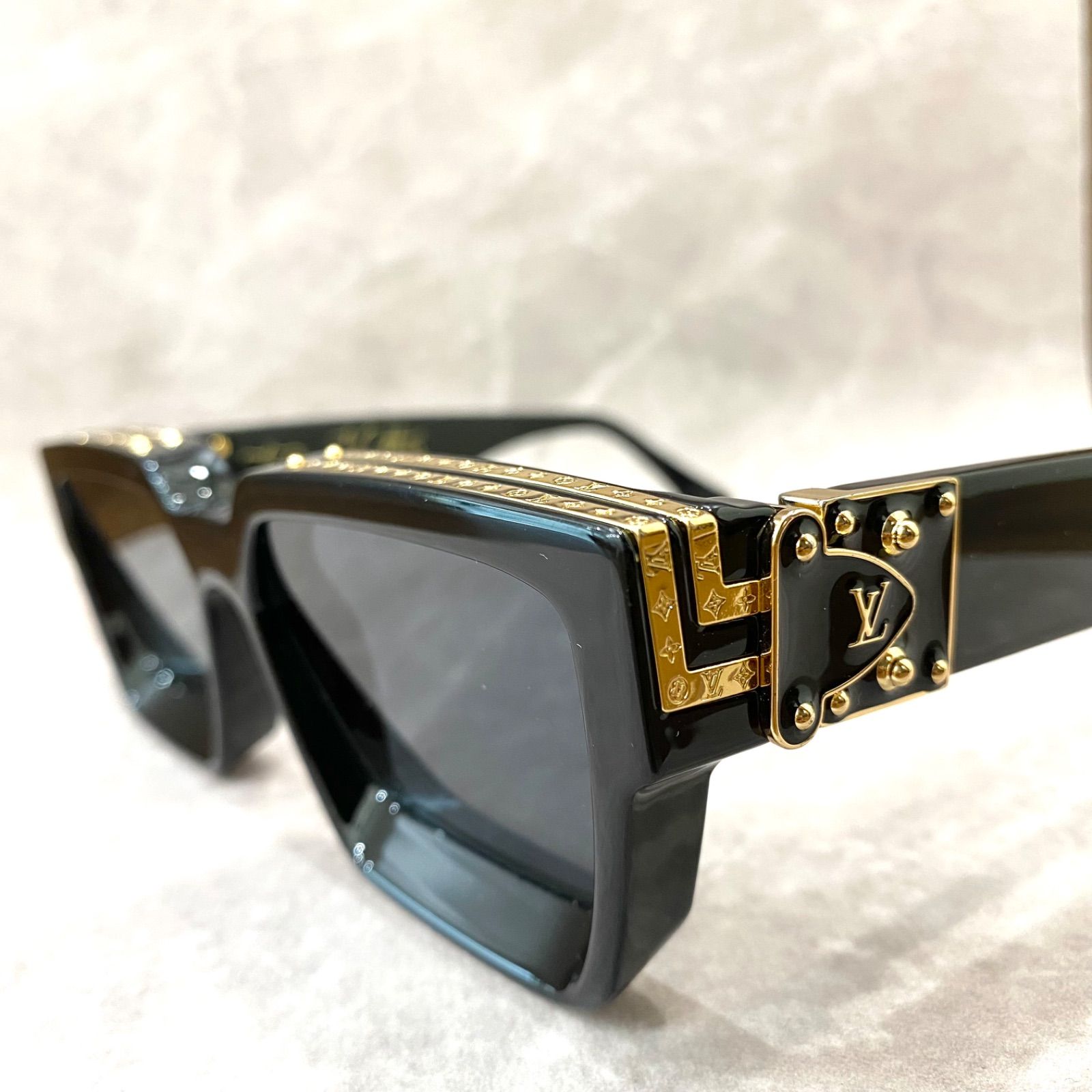 極美品】LOUIS VUITTON ルイヴィトン サングラス メンズ 1.1ミリオネア