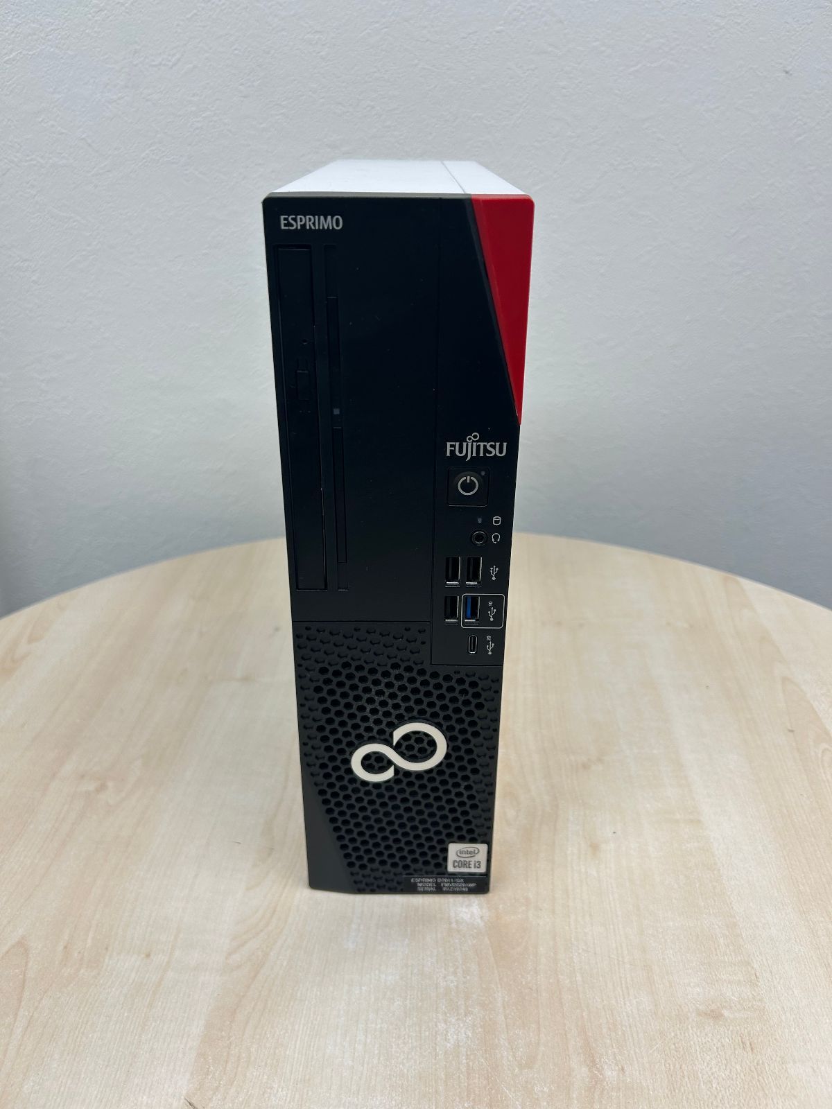 富士通 ESPRIMO D7011/GX［Intel Core i5-10505 @ 3.20GHz／メモリ16GB