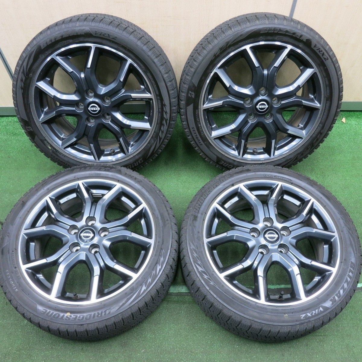 バリ溝！キレイ！9.5分☆日産 C27 セレナ ニスモ 純正 205/50R17