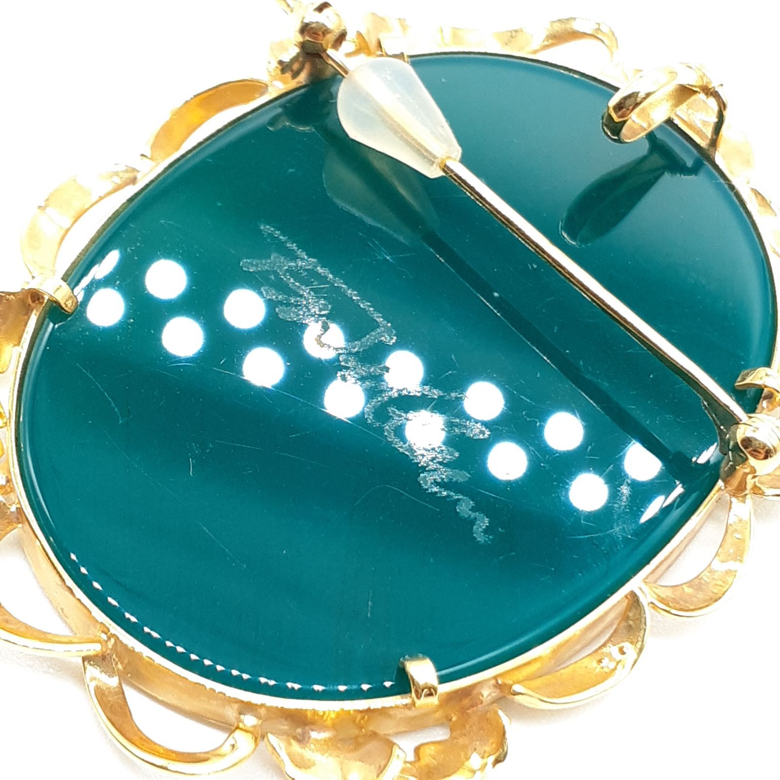 カメオ ブローチ ペンダントトップ ストーン K18 F.W.Klein - メルカリ