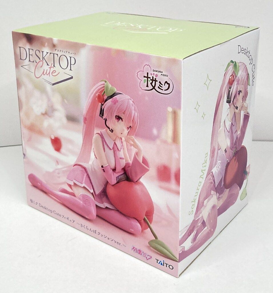 タイトー Desktop Cute フィギュア 桜ミク さくらんぼクッションVer