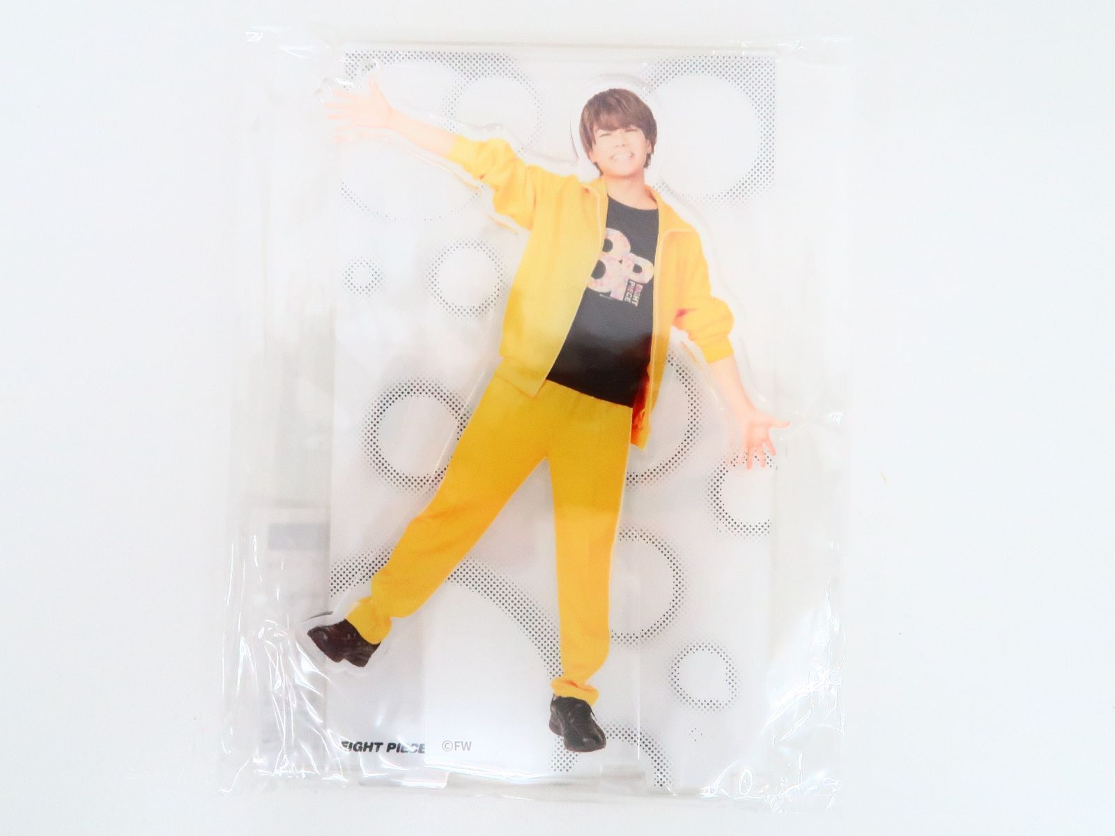 8P アクリルスタンド KVジャージ Ver. 八代拓 - メルカリ