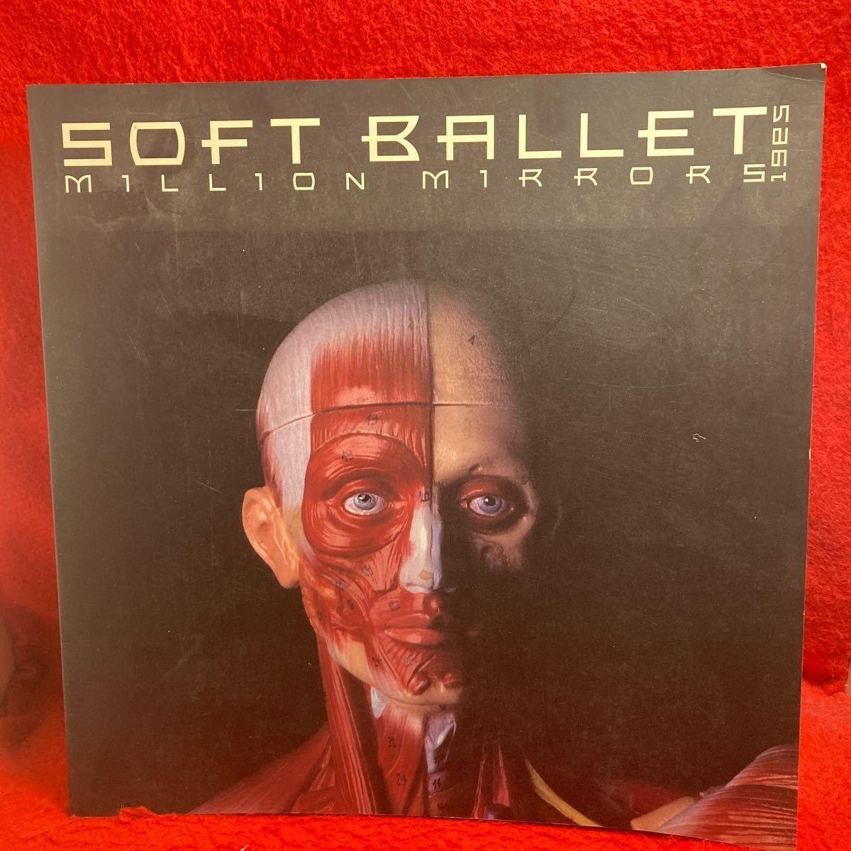 ◯SOFT BALLET ソフトバレエ TOUR 1992 MILLION MIRRORS パンフレット