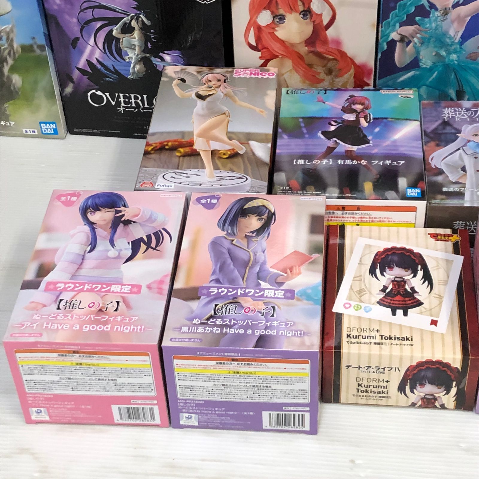 美少女系フィギュア32個まとめ売り 初音ミク ウマ娘 アルベド 猫猫