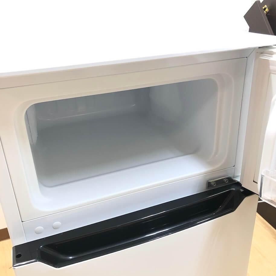 ss8347 【中古】 ハイセンス 冷蔵庫 93L HR-B95A ホワイト 2ドア 右