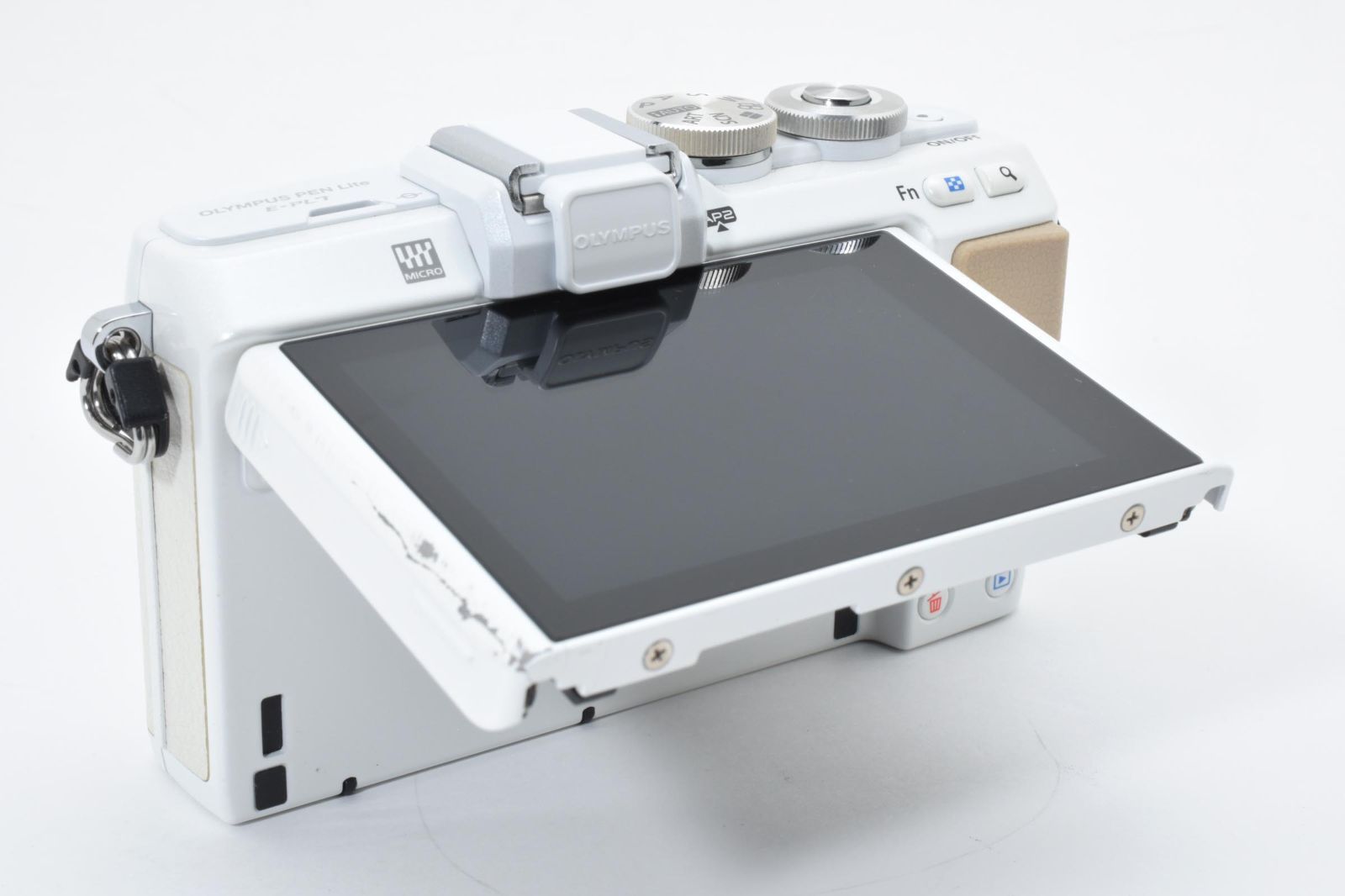 ✨極美品✨オリンパス E-PL7 ボディ❤️ショット数わずか3,545回！ 極