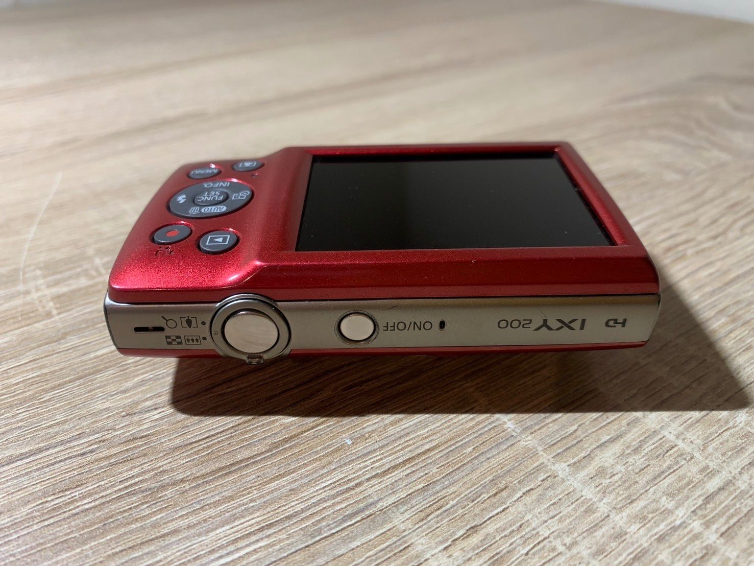 8425 Canon IXY 200 レッド デジカメ - メルカリ