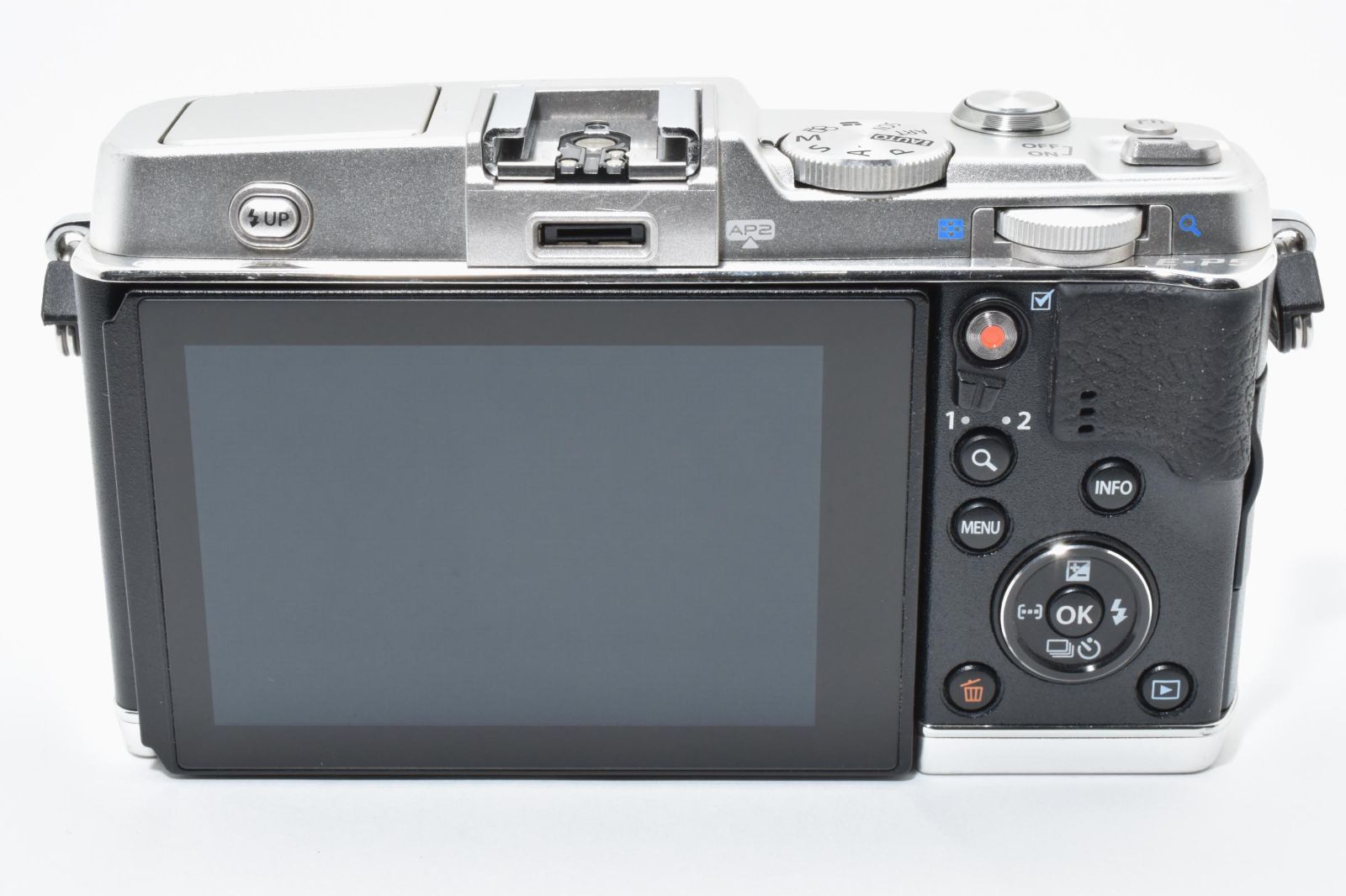 ☆極上☆ オリンパス OLYMPUS PEN E-P5 ボディ シルバー 《ショット数