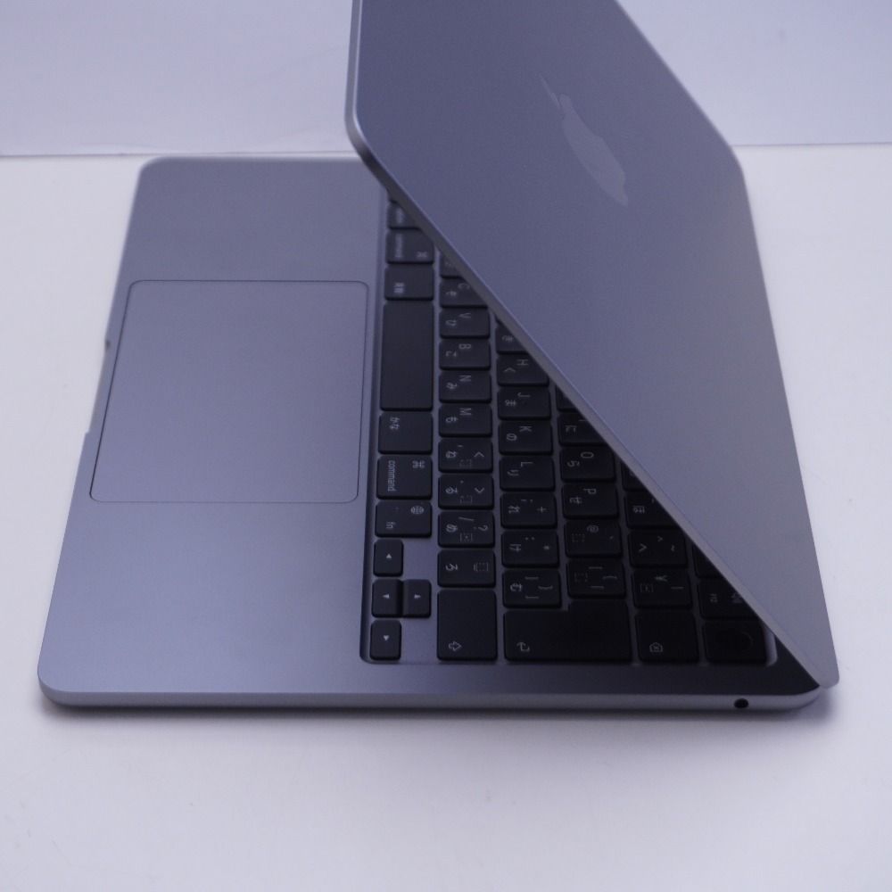 Apple M2 MacBook Air 13.6インチ（2022) (M2/8GB/256GB/バッテリー