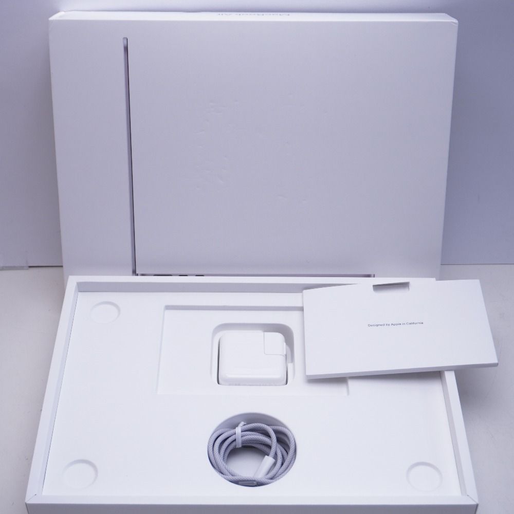 Apple M2 MacBook Air 13.6インチ（2022) (M2/8GB/256GB/バッテリー