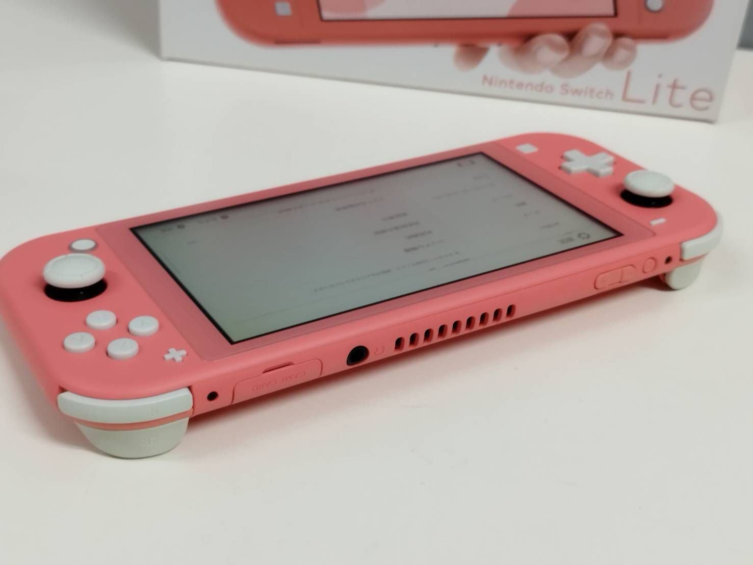 美品】Nintendo Switch Lite HDH-001/2020年製/コーラル〈HDH-S-PAZAA