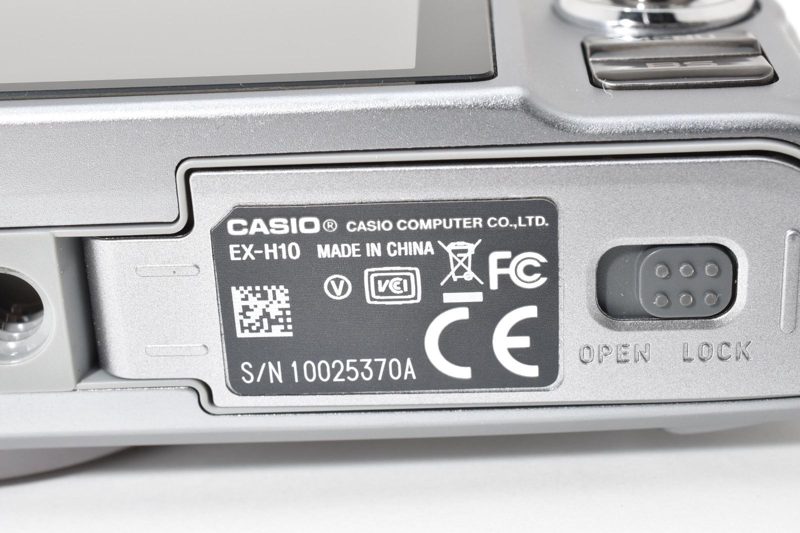 美品・完動品】CASIO EXILIM EX-H10 シルバー 電池持ち1000枚撮影 広角