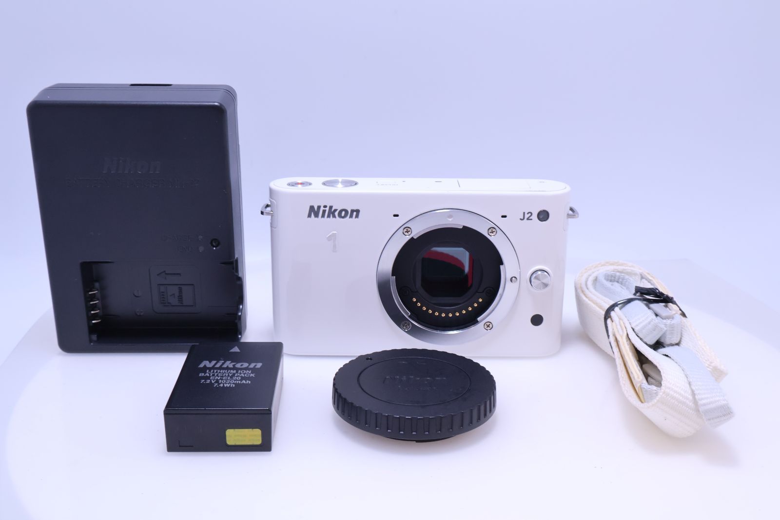 美品】Nikon Nikon 1 J2 ボディー ホワイト N1J2WH ミラーレス一眼