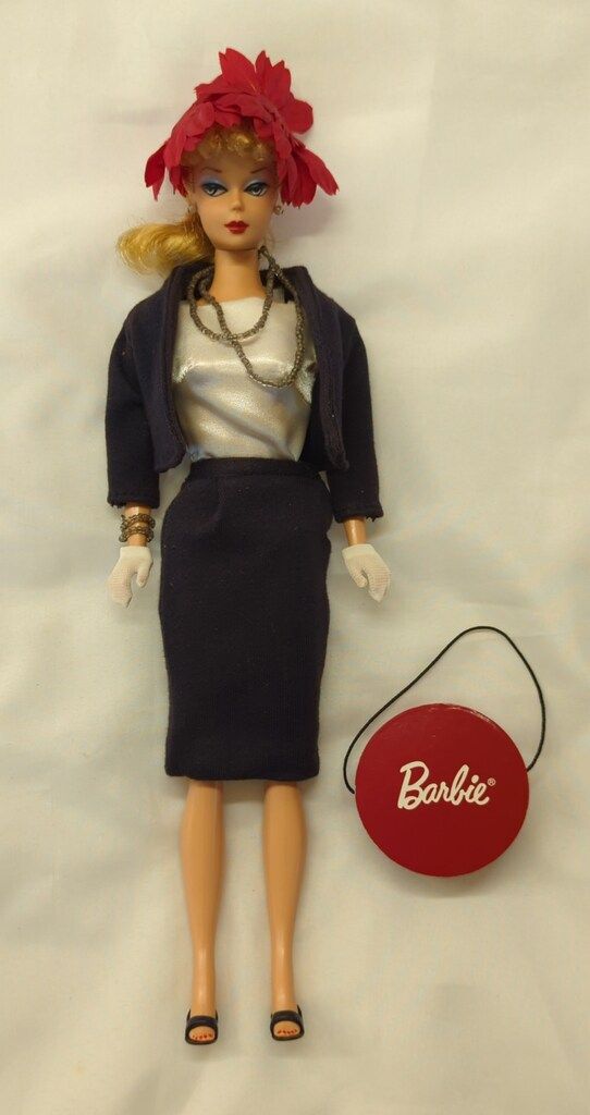 マテル 復刻バービー コミューターセット #21510 - メルカリ