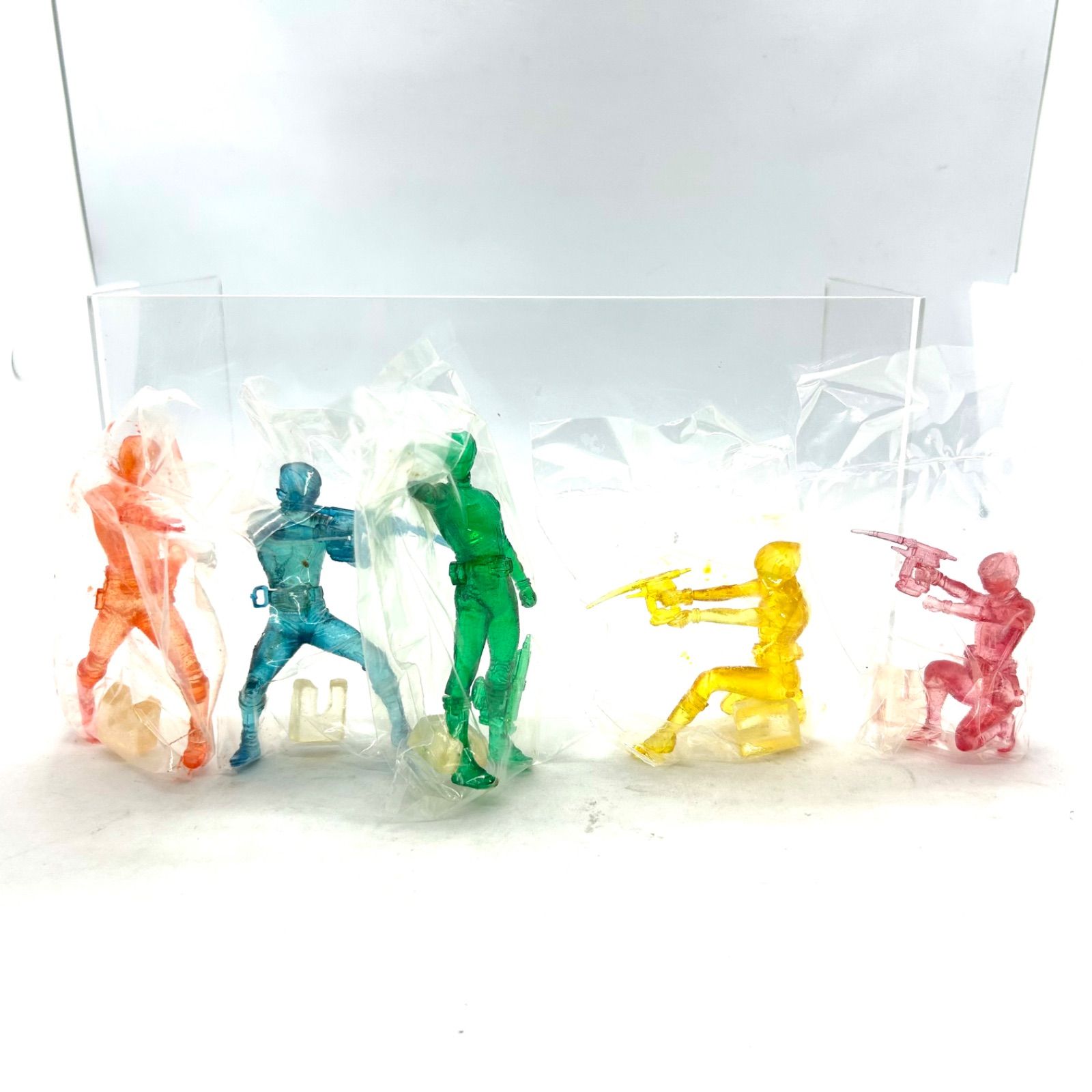 特捜戦隊デカレンジャー HGシリーズ スペシャルスケルトンバージョン