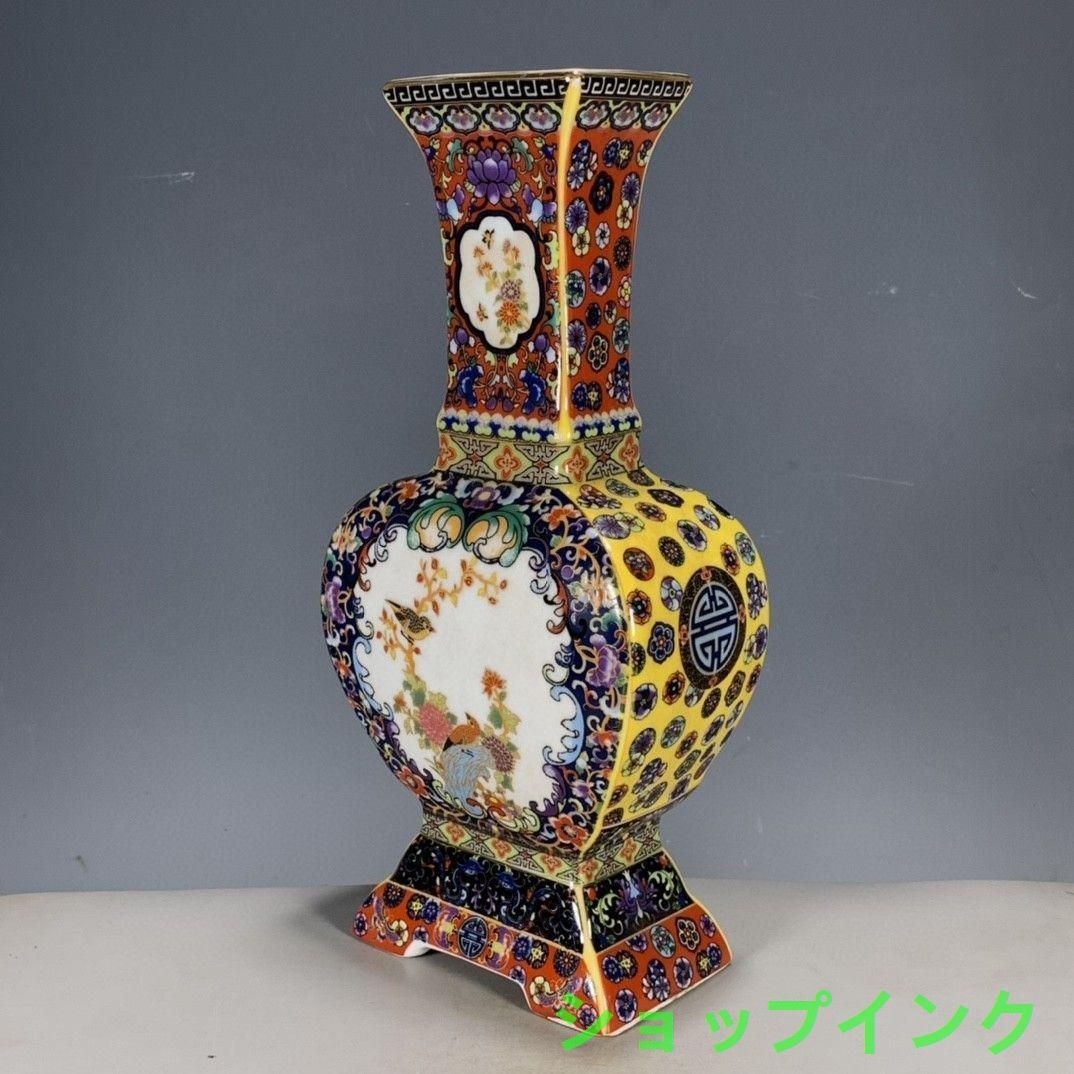 パステル蒔絵人物四角い花瓶 景徳鎮 陶磁器 装飾品 工芸品 美術品 置物