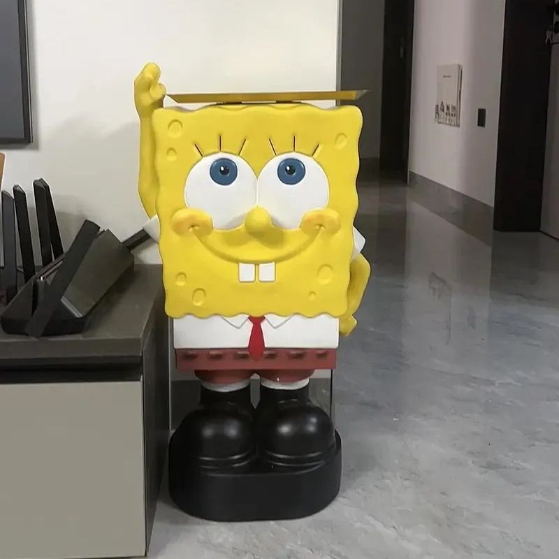 スポンジボブ ディスプレイ 等身フィギュア - メルカリ