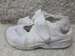 2026年最新】NIKE エアリフト 20の人気アイテム - メルカリ