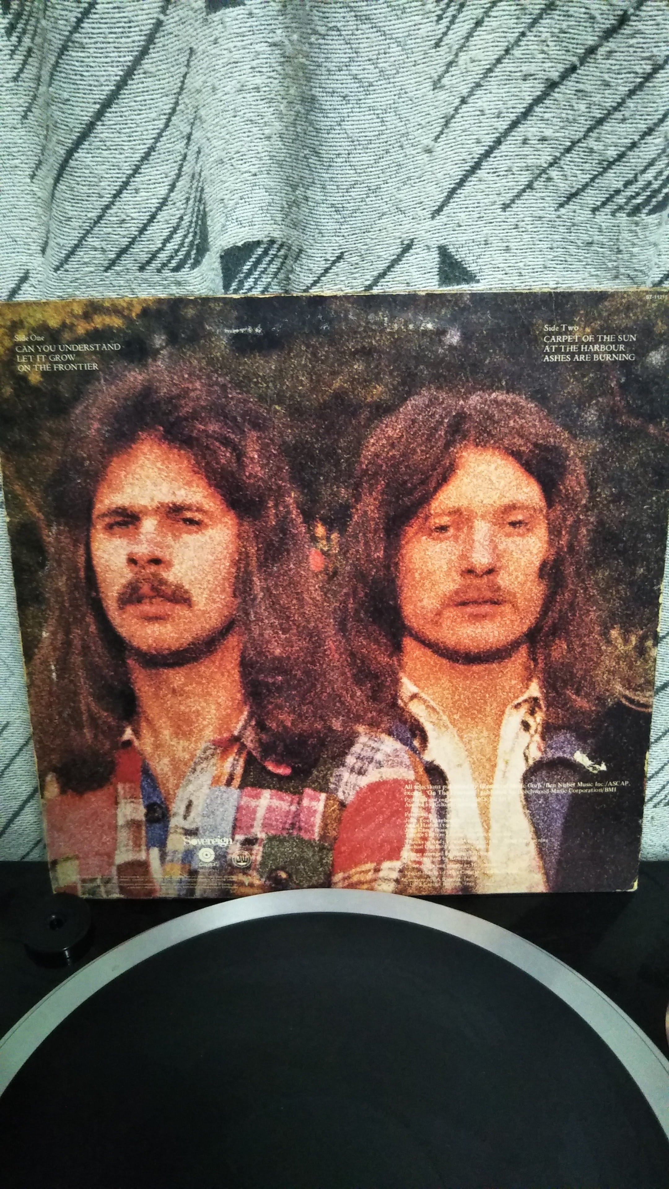 Ashes Are Burning(燃ゆる灰)】(1973) Renaissance クラシックと