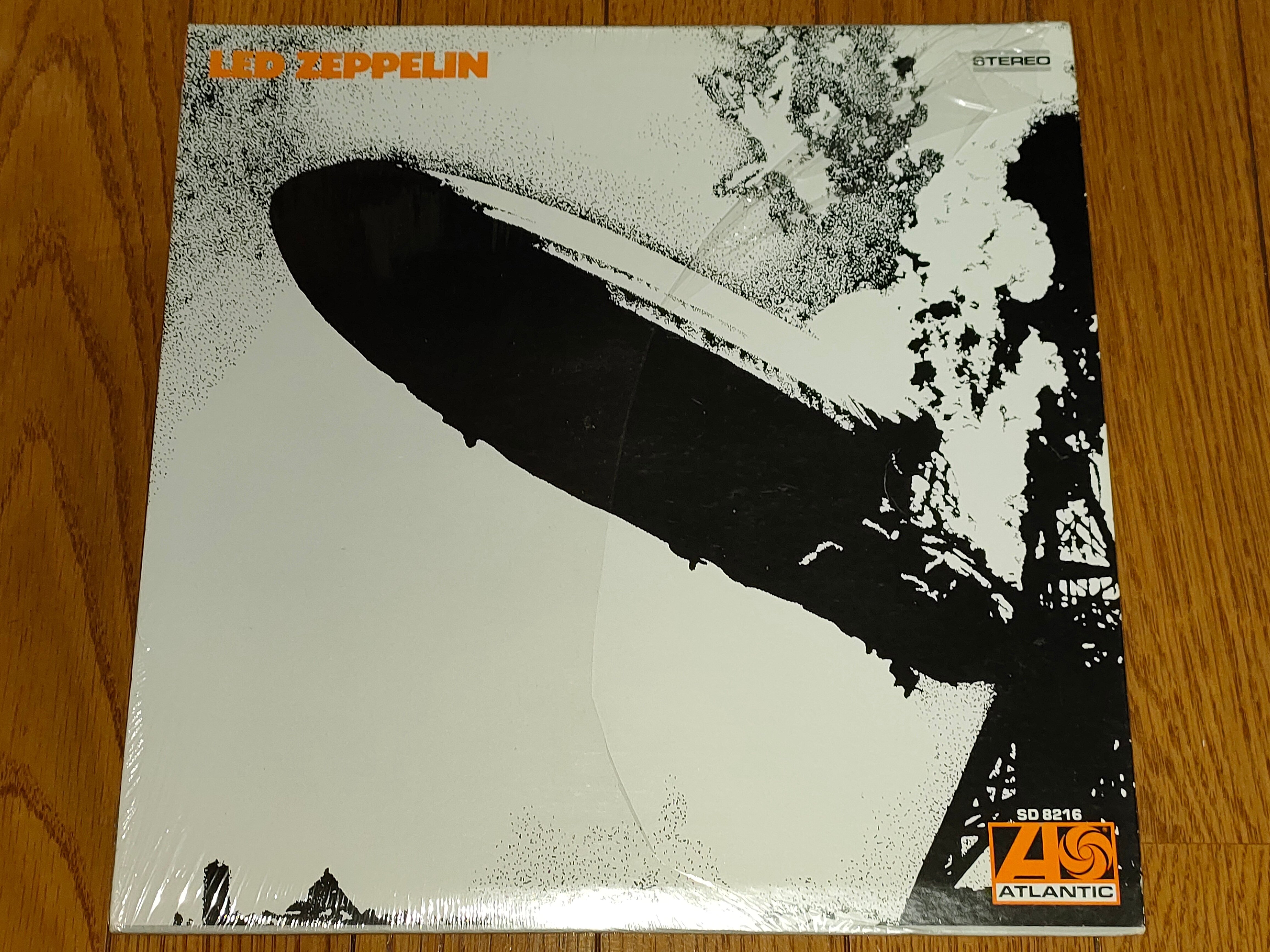 Led Zeppelin】(1969) アナログ盤で聴くツェッペリン1st体験記｜よっしー