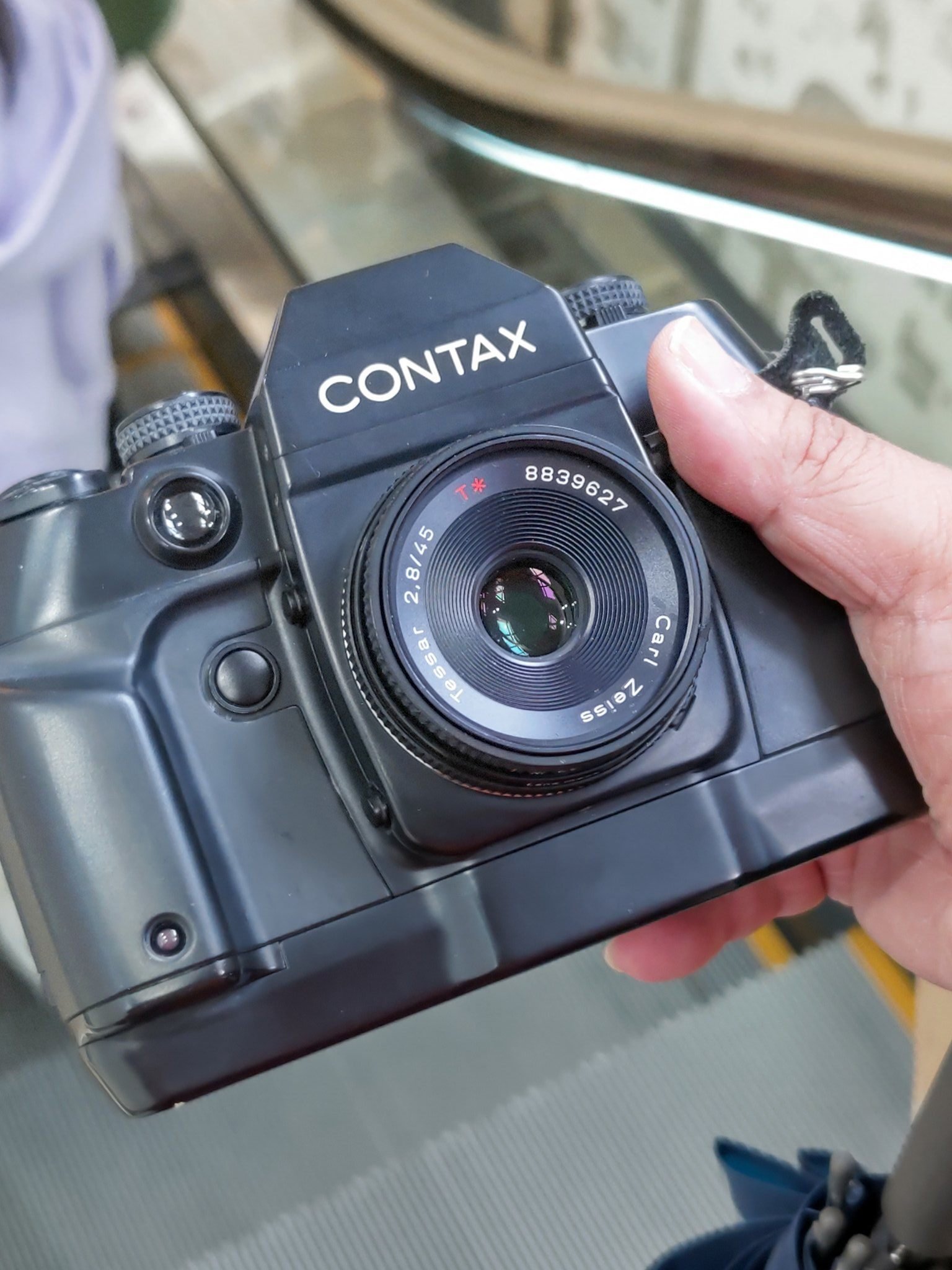 kazのこんなカメラ㉒ CONTAX AX｜kaz@Pinguist!