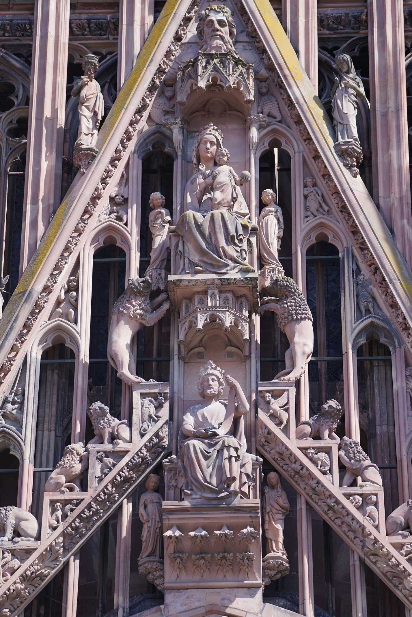 手を広げた聖母マリア｜J plus S