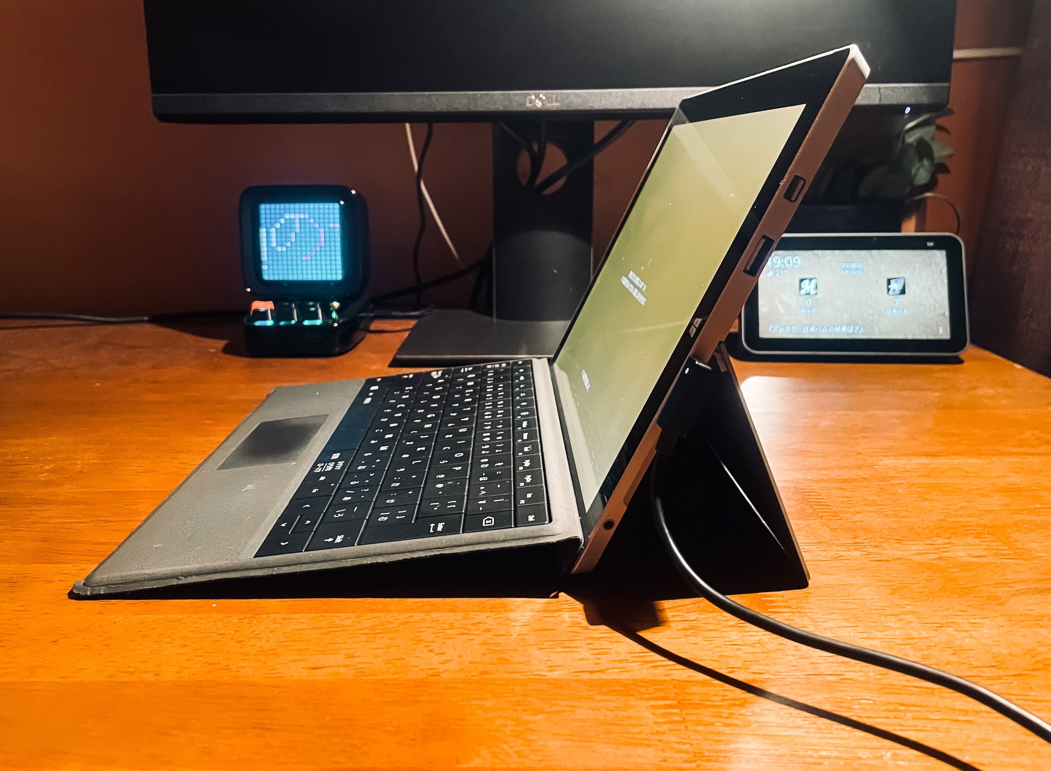 surface 3】 中古価格22,000円で純正キーボード付きは”PCが苦手”な私に