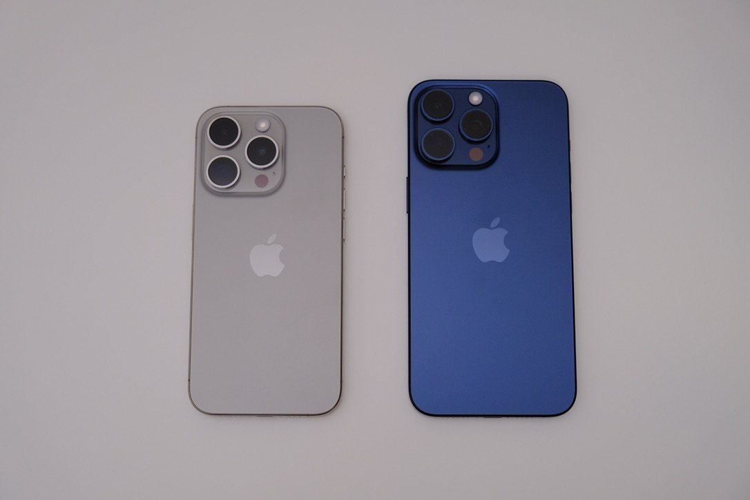 Apple iPhone 15 Pro ブルーチタン本体 SIMフリー iPhone 15 Pro Max