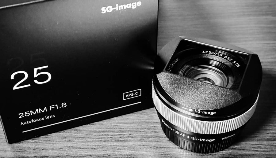 SG-image AF 25mm F1.8 II Xマウント｜borichan | 旅するカメラ