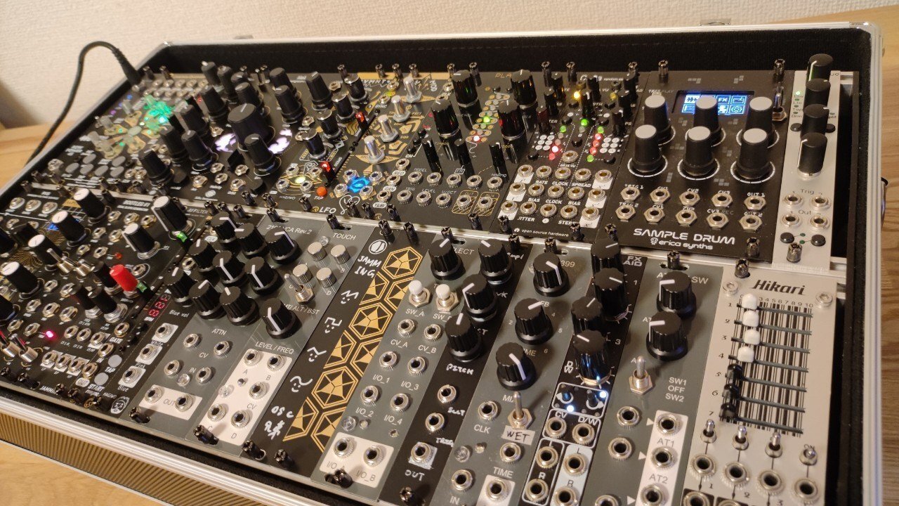 モジュラーシンセ トラベルケース自作｜HAGIWO/ハギヲ