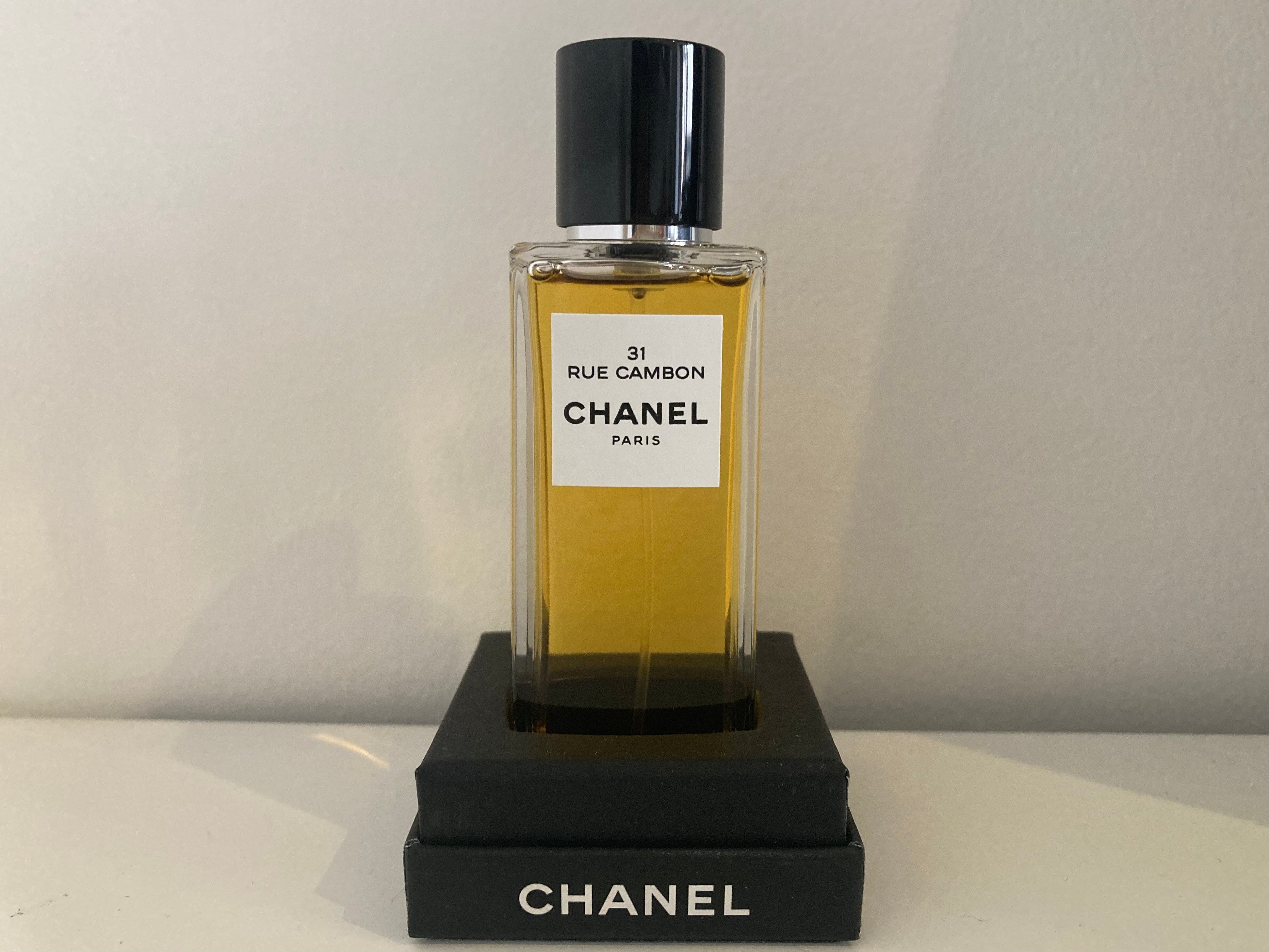 わたしの“一軍”香水、精鋭たち②｜香り好き