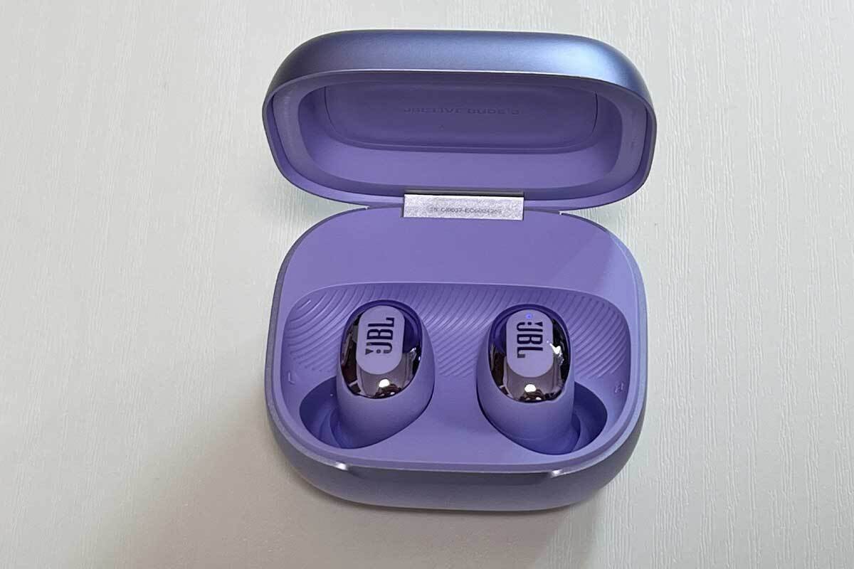 JBL Live Buds 3をレビュー！オーディオ販売員が感じた使い勝手を