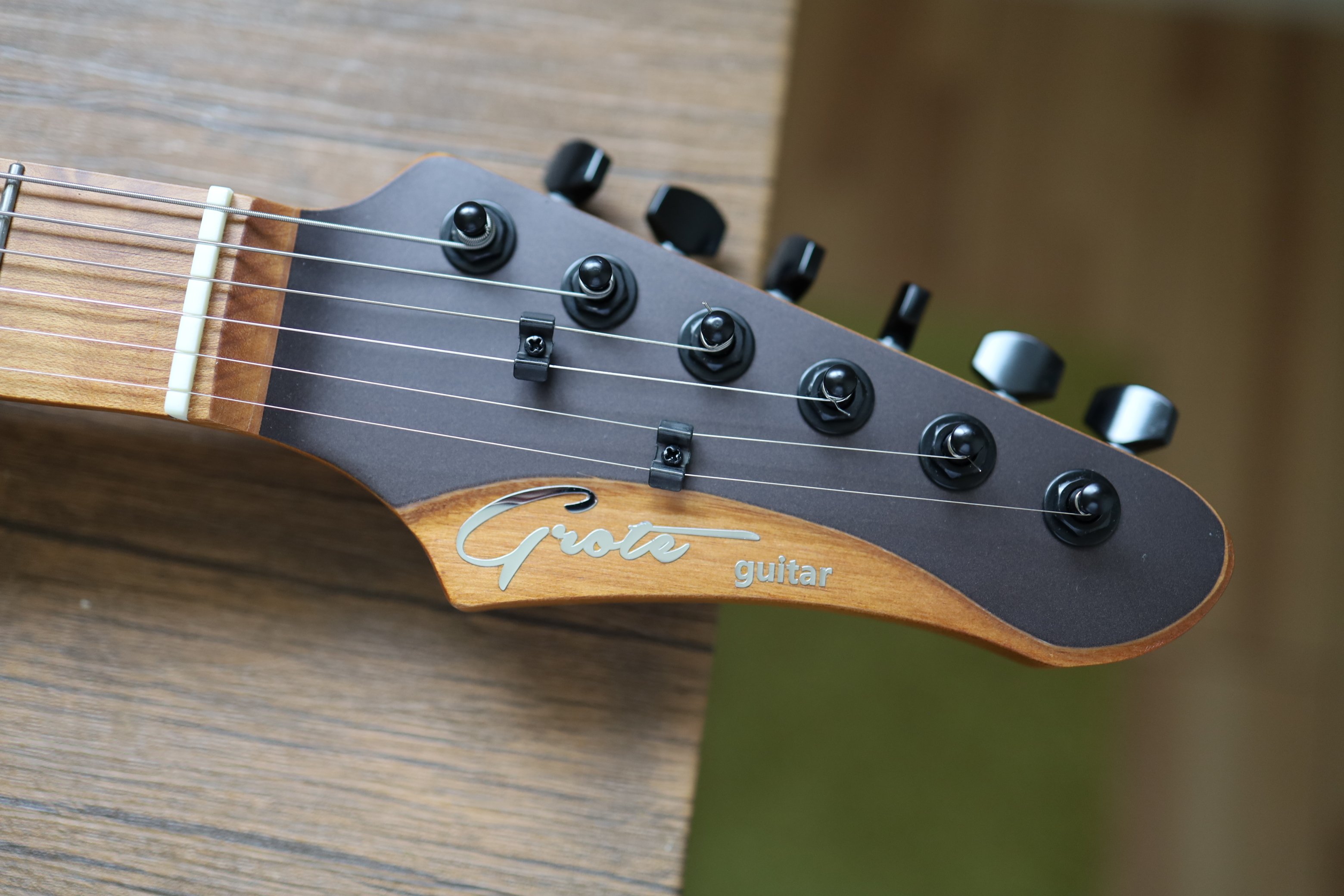 また面白そうな安ギターを発見…Grote GR-Standard-S(前編)｜Croquette