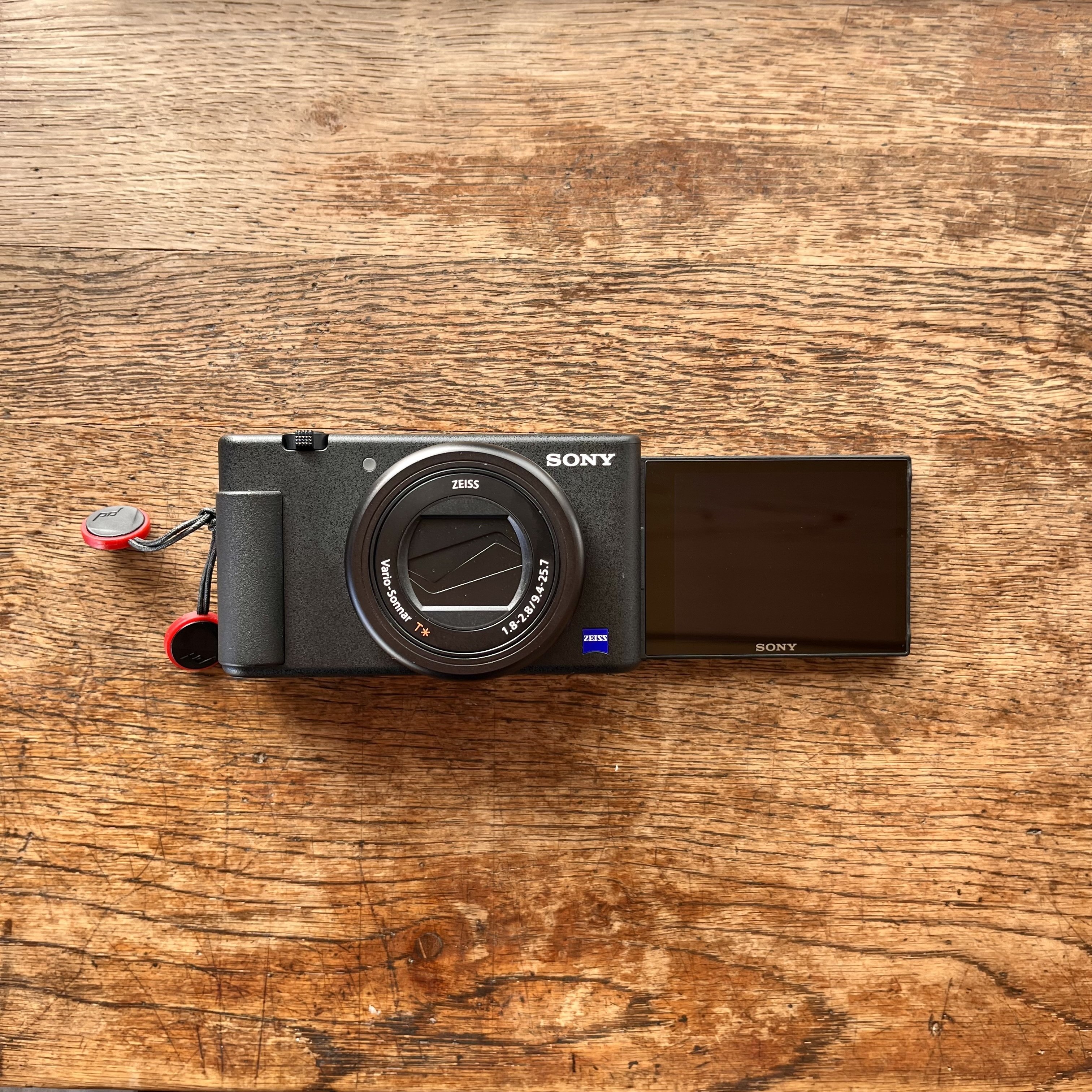 2025年でも唯一無二。ZV-1の魅力を伝えたい。｜kenji sato