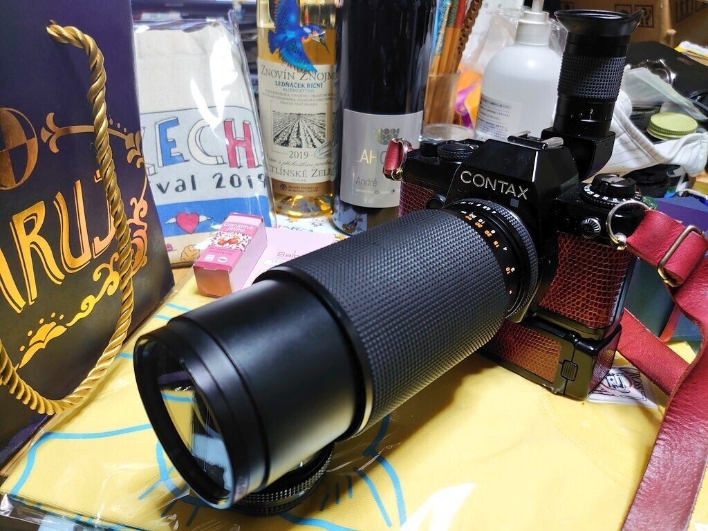 レンズの話をしよう ⑤ 〜【縦横無尽】CONTAX Vario-Sonnar 80-200mm