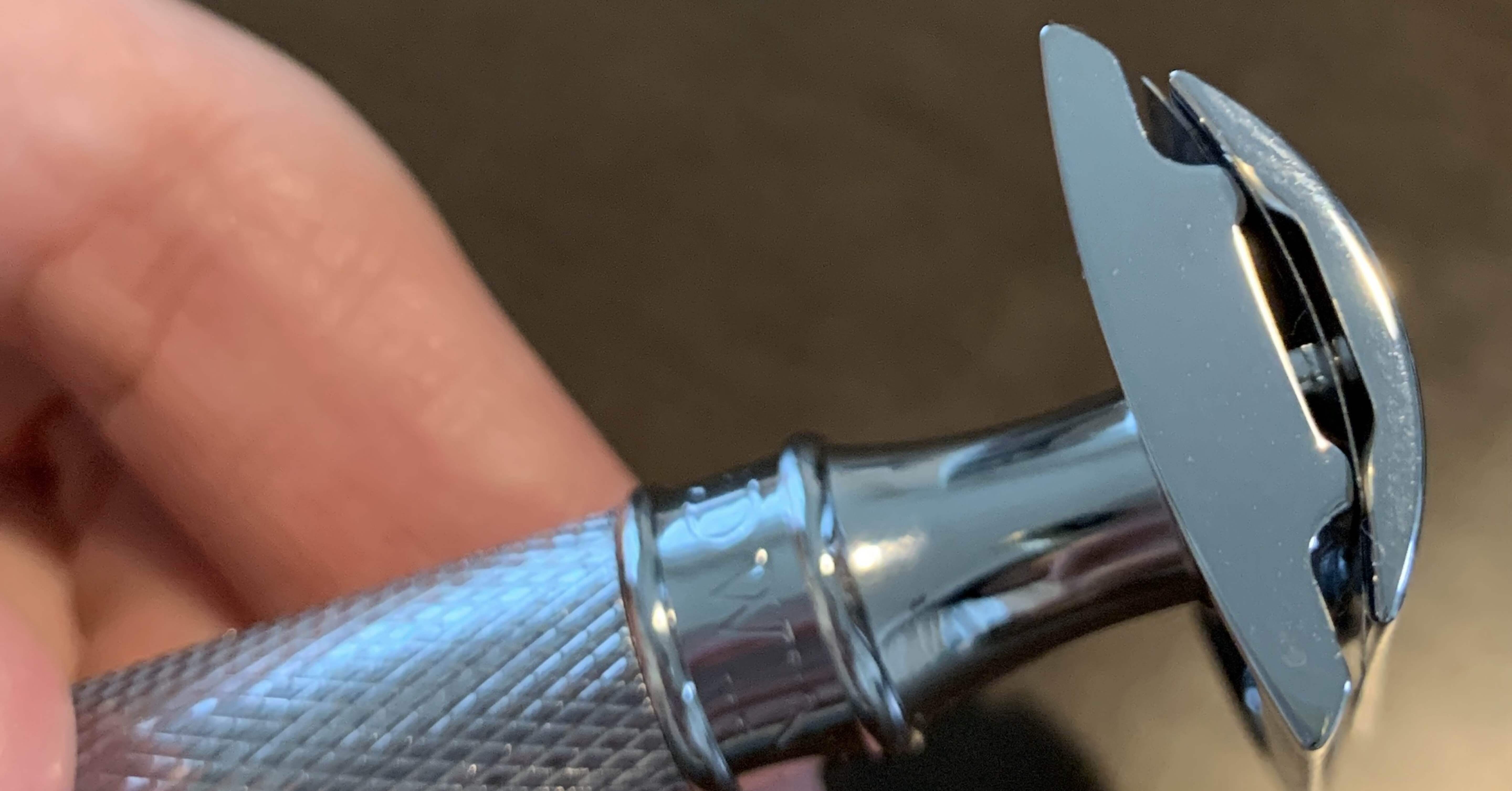 Edwin Jagger DE89 Double Edge Safety Razor Chrome Knurled レビュー