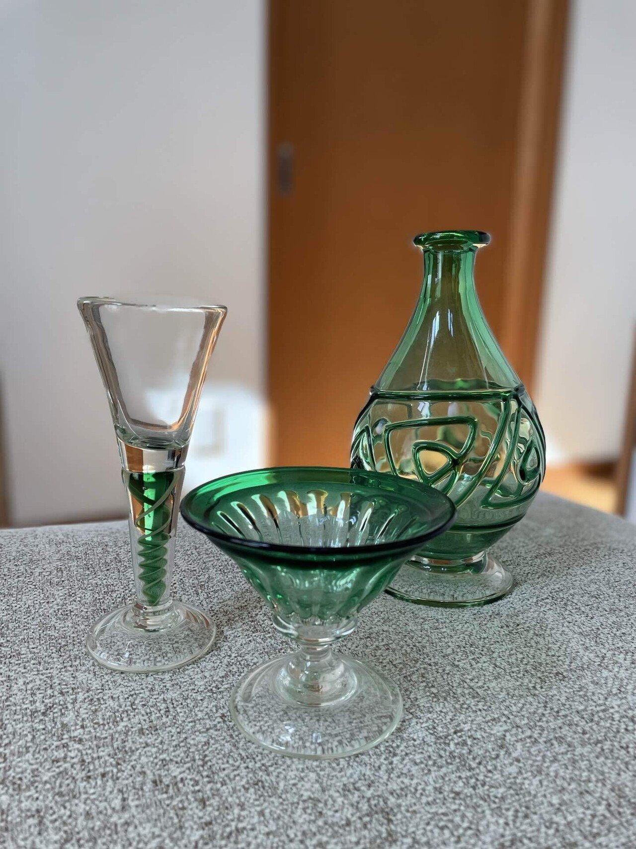 暮らしを豊かにしてくれる、美しいガラスたち｜Kaori