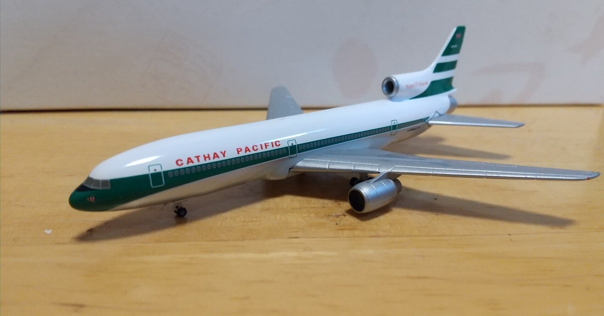 キャセイパシフィック航空の復刻塗装に思う｜takewaniphoto