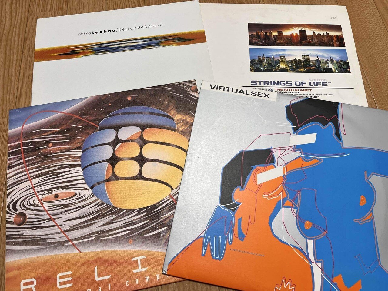 実家で思いがけず見つかった90年代テクノレコードとの再会｜Timescape