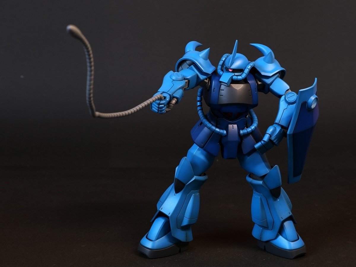 HGUCグフ（リバイブ）」を黒立ち上げ塗装で重量感のある「漢の機体」に