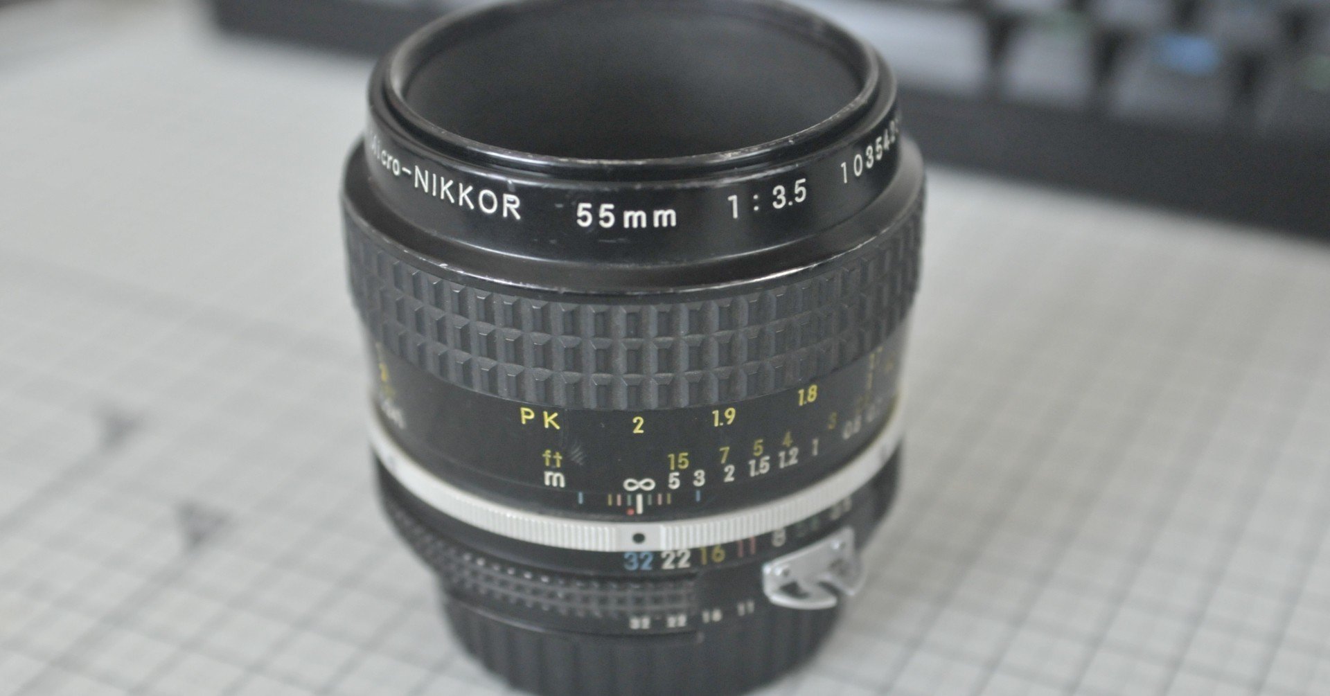 ニコンの激安中古レンズを復活させる（その6）Ai Micro-Nikkor 55mm