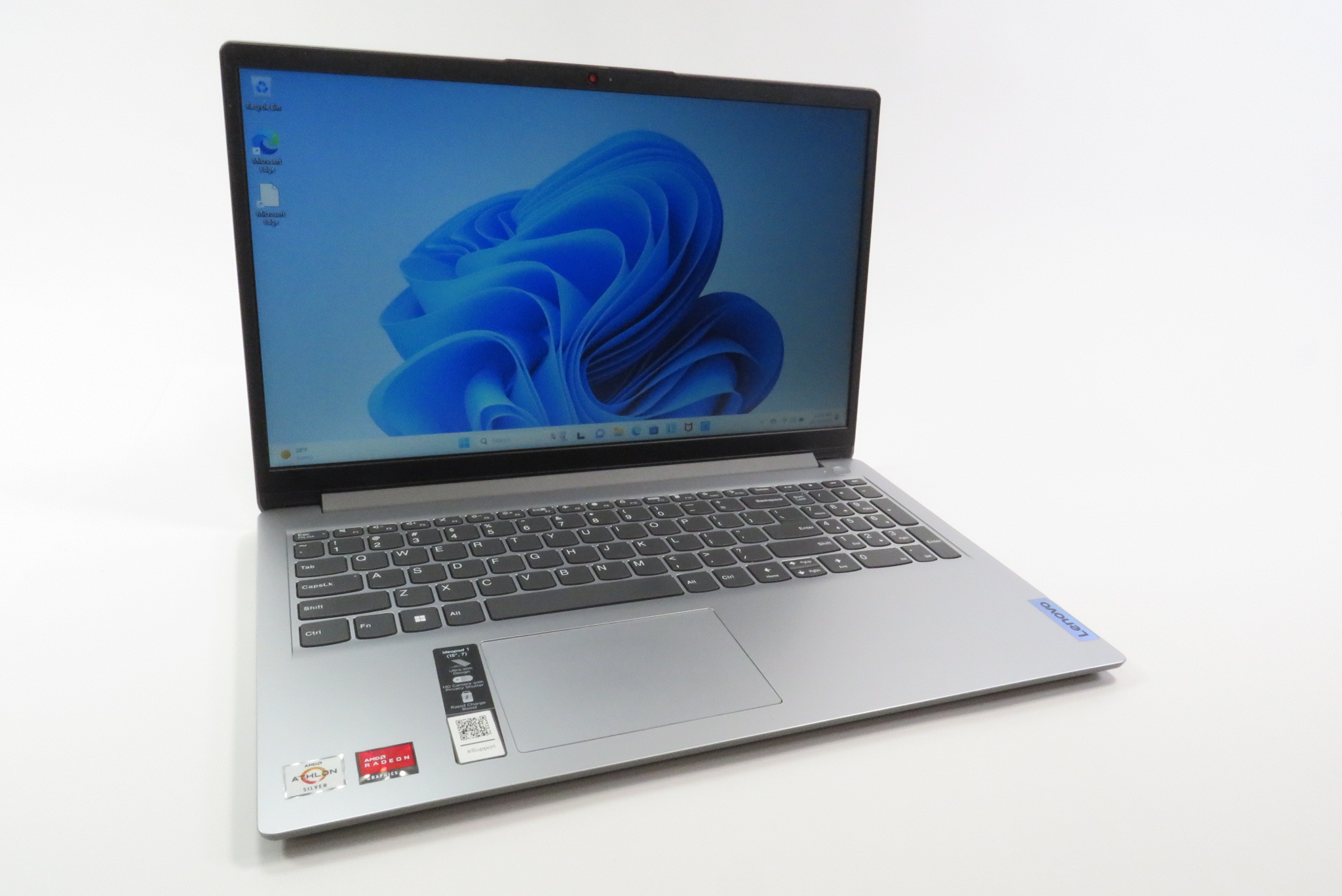 Lenovo IdeaPad 1 115ADA7 AMD Athlon Silver 3050U 2.3GHz 4GB RAM