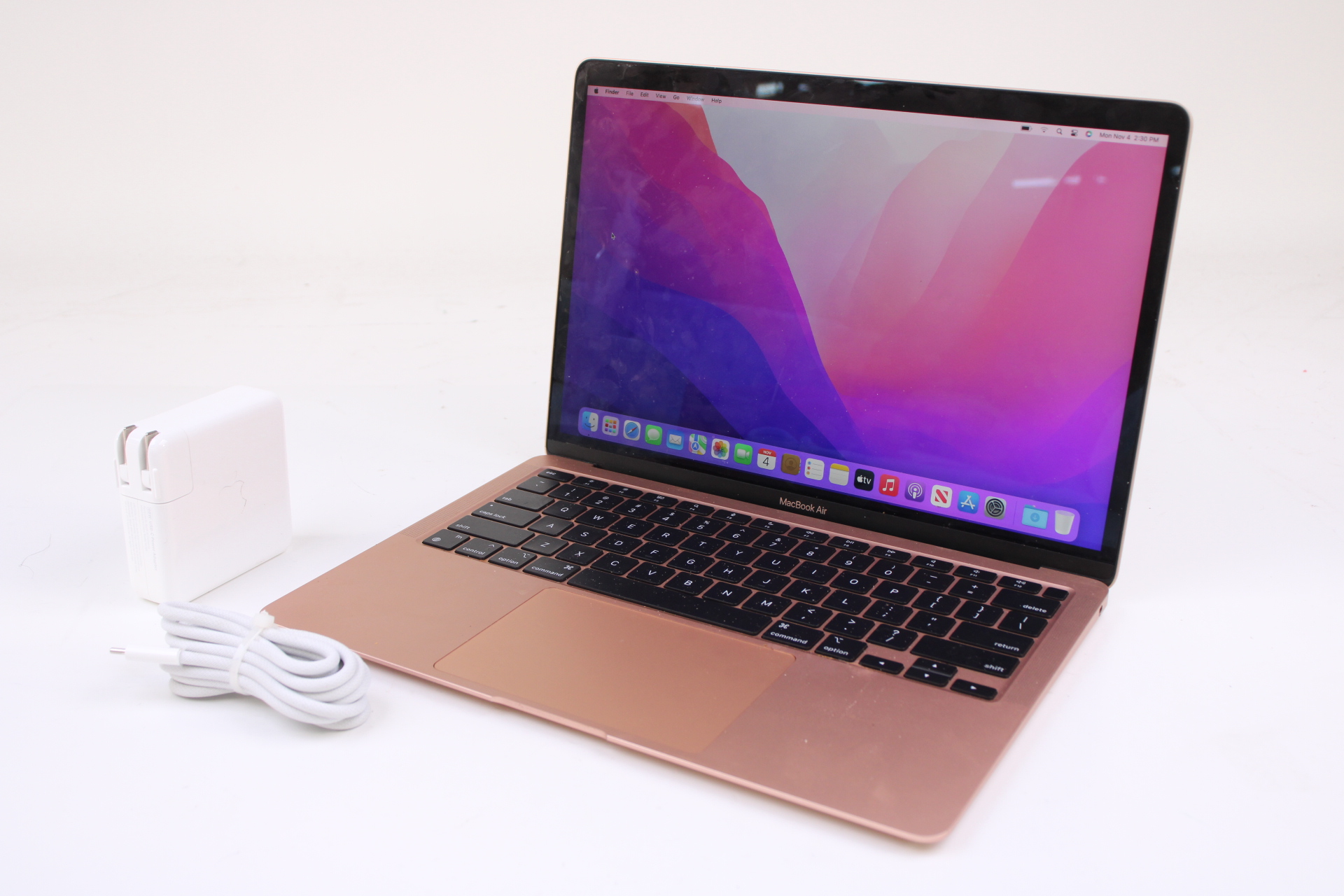 Apple MacBook Air 2020 MGN63LL/A Apple M1 3.2GHz 8GB RAM 256GB SSD