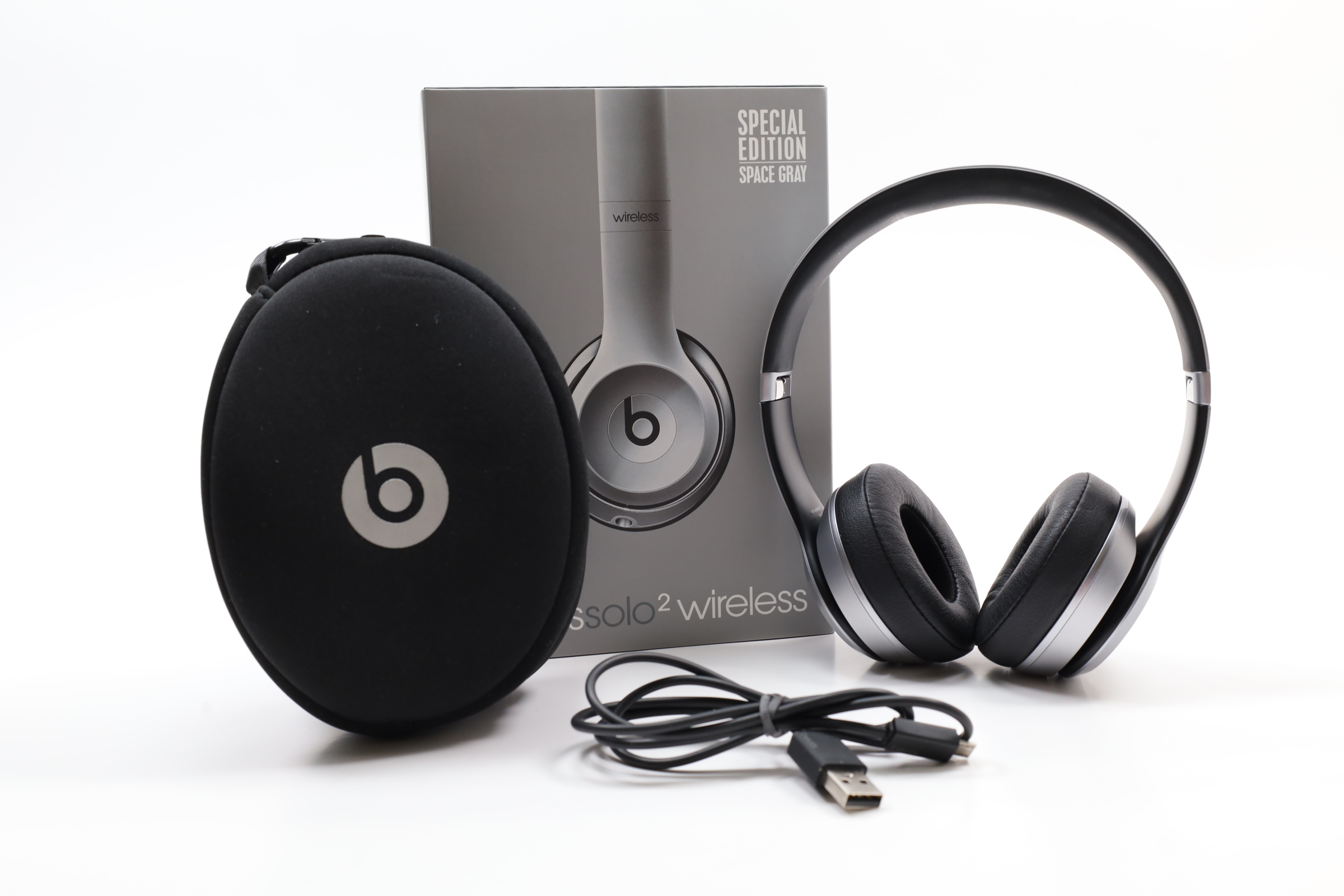 Beats by Dr. Dre Solo2 Wireless On-Ear Bluetooth Headphones
