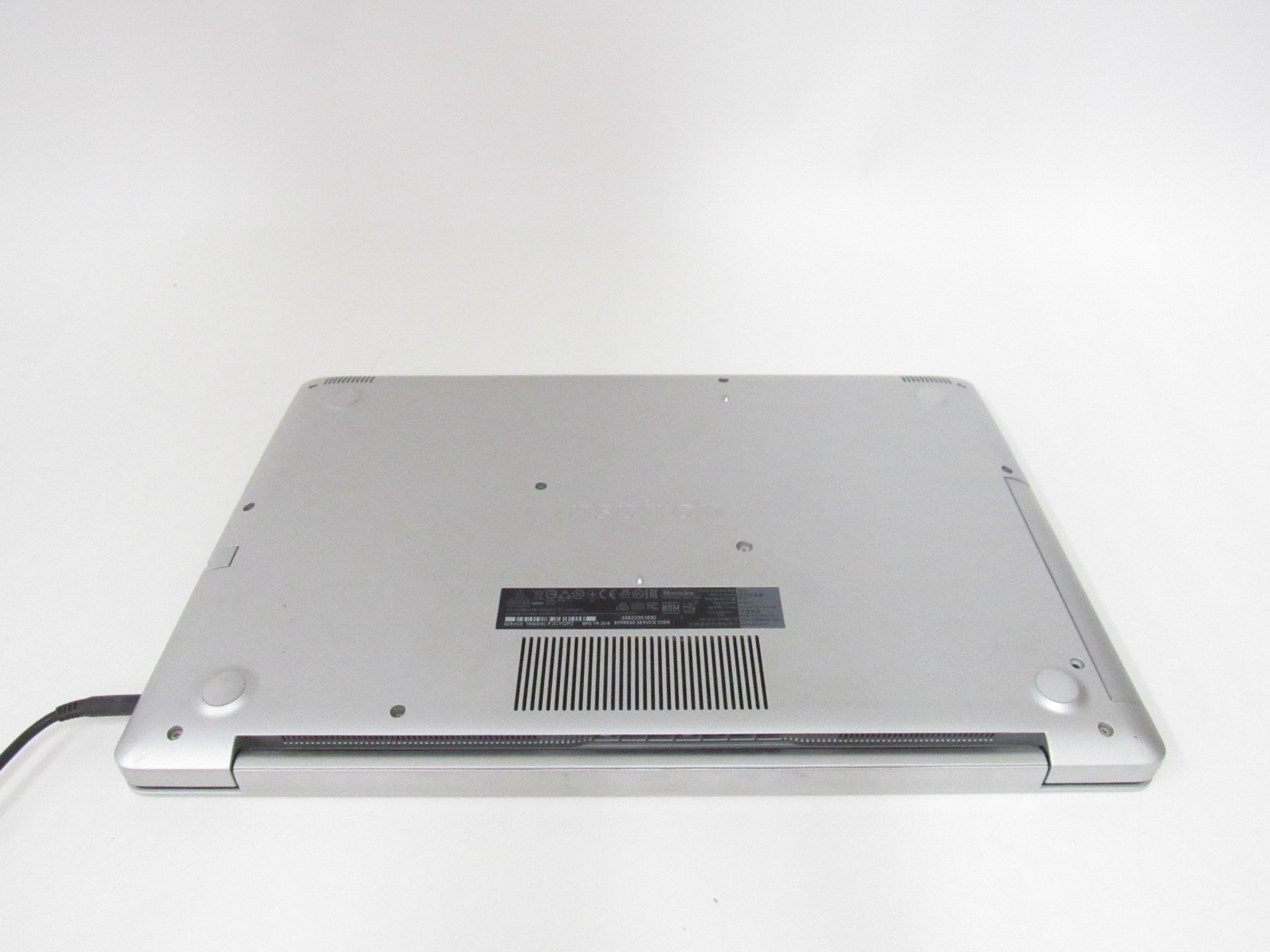 Dell Inspiron 15 P75F Core i5-8250U 1.60GHz 1TB HDD 8GB RAM 15.6