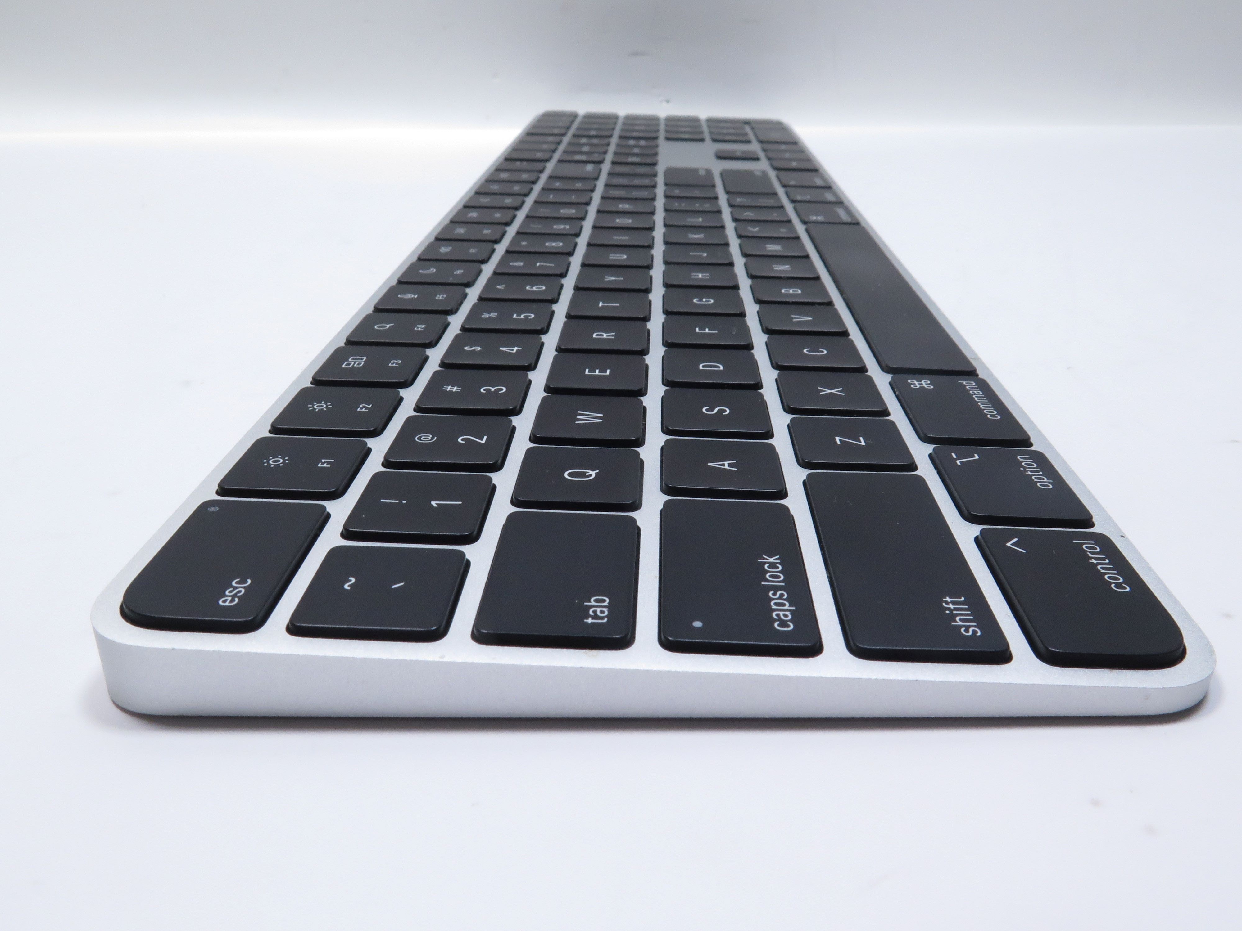 Apple A2520 Magic Keyboard Magic /Numeric Keypad US English