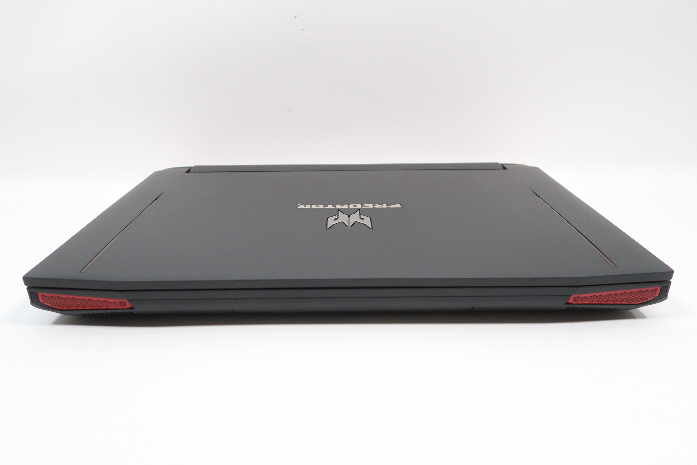 Acer Predator 15 N15P3 i7-7700H@2.8GHz GTX 1070 16GB RAM 256GB