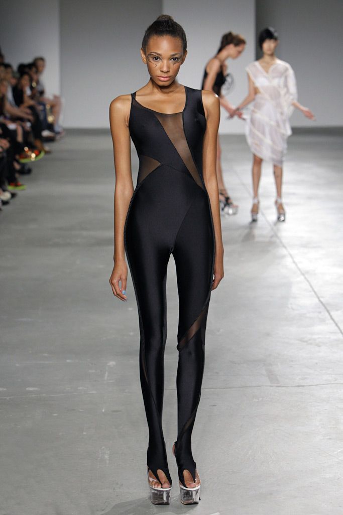 Threeasfour Spring 2010 Ready-to-Wear Fashion Show | Vogue