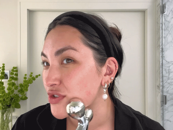 ReFa Carat Face Roller Review: The Face Roller That Promotes Firm