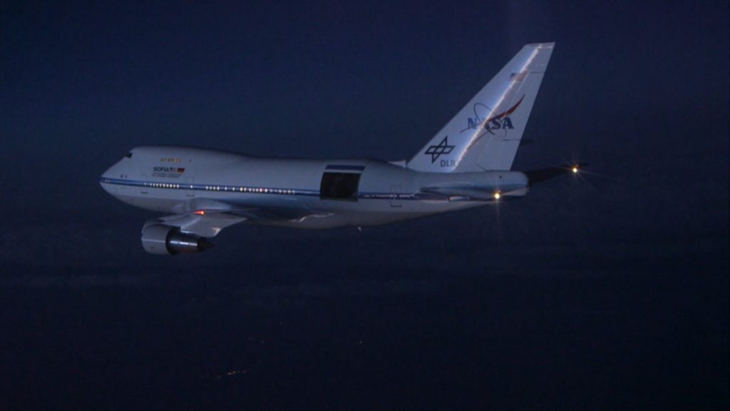 天文】NASAが月面の表面で水を発見！ | 株式会社アストロコネクト